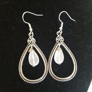 Silvertone Hanging Earrings NWOT